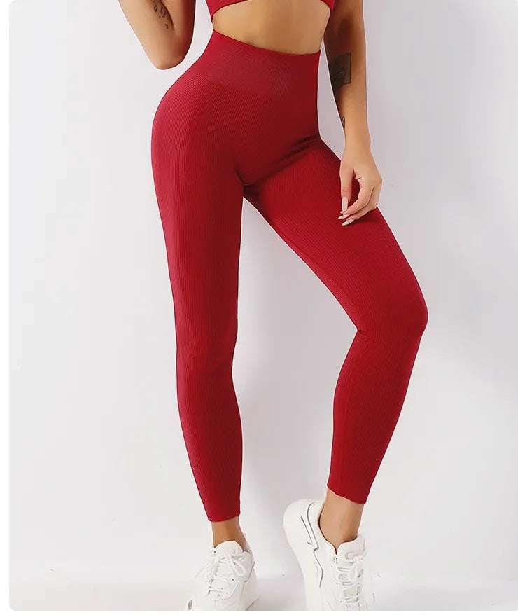 Legging com Cintura Elástica – Conforto, Estilo e Performance em Cada Movimento!